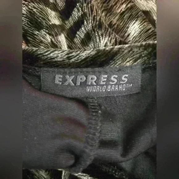 NWT Express Textured Animal Print Pant - Picture 15 of 15